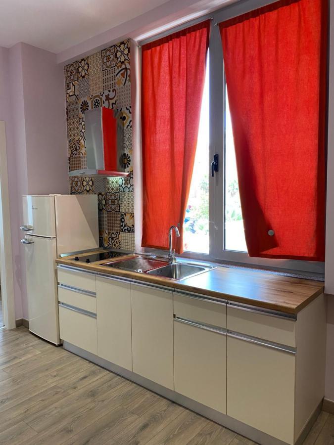 Apartamente Melodi Dıraç Dış mekan fotoğraf