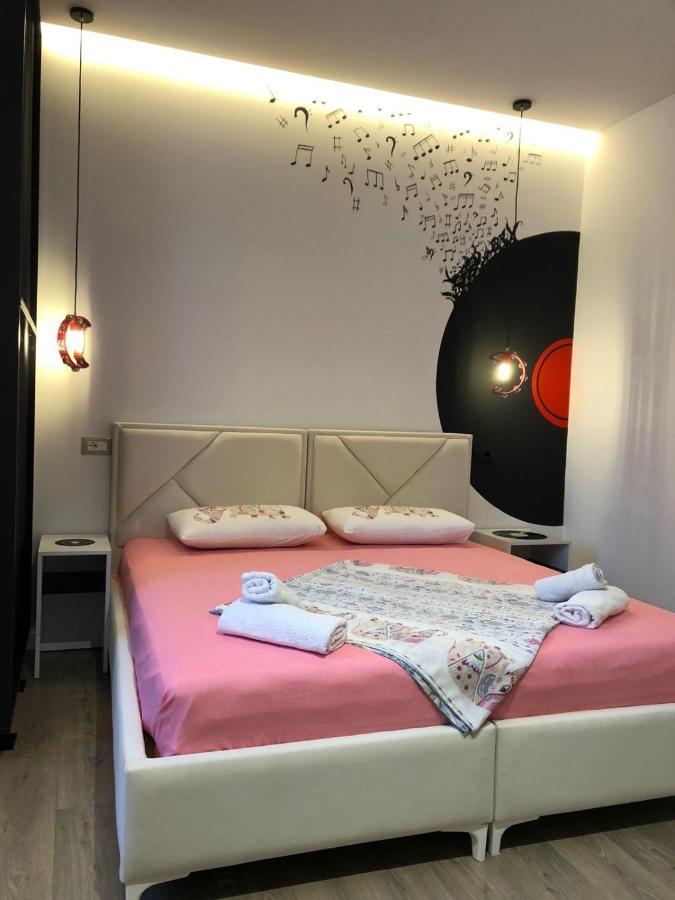 Apartamente Melodi Dıraç Dış mekan fotoğraf